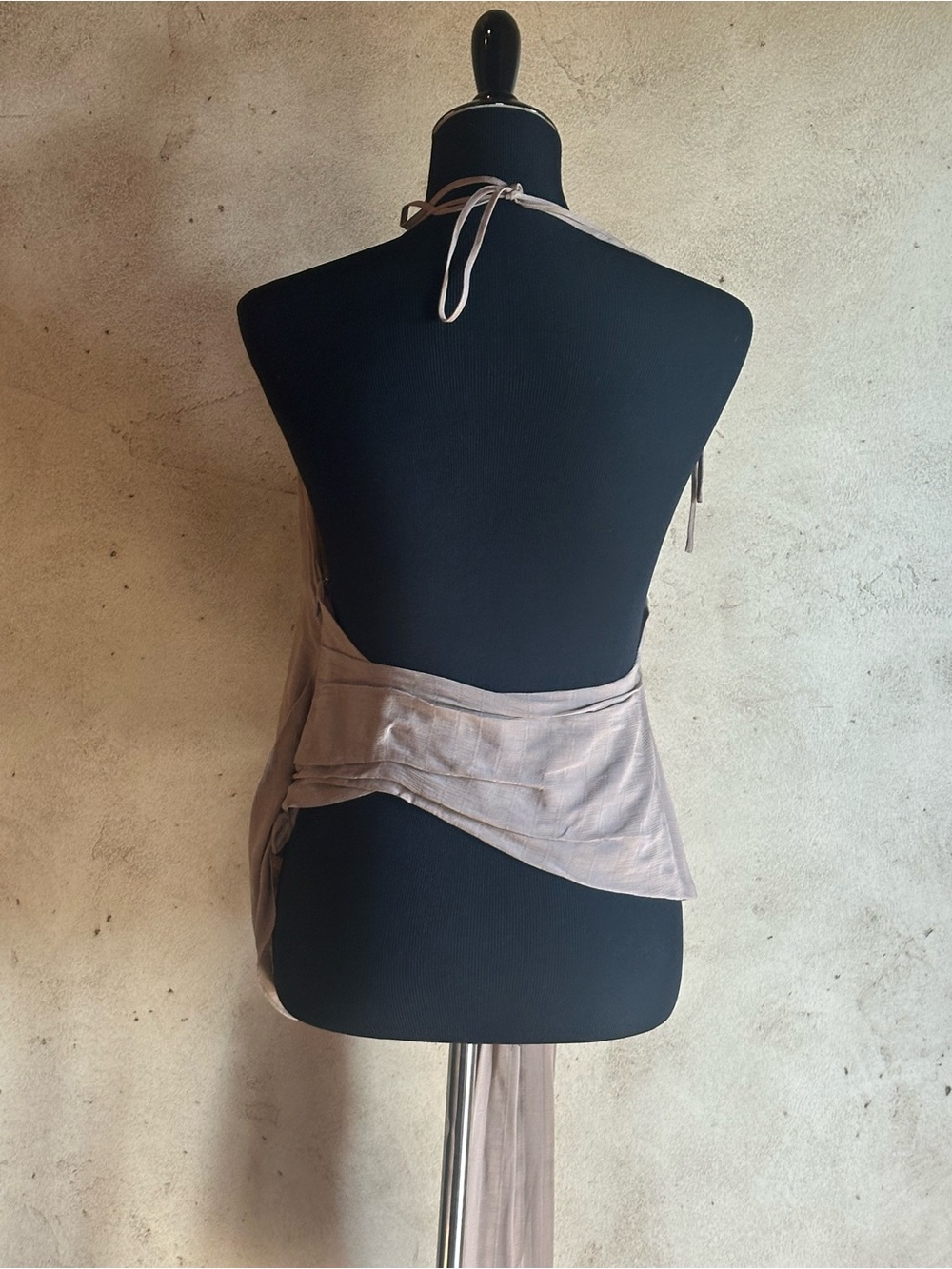 Jacquemus Marimba Tie-Front Top in Taupe - Picture 4 of 5